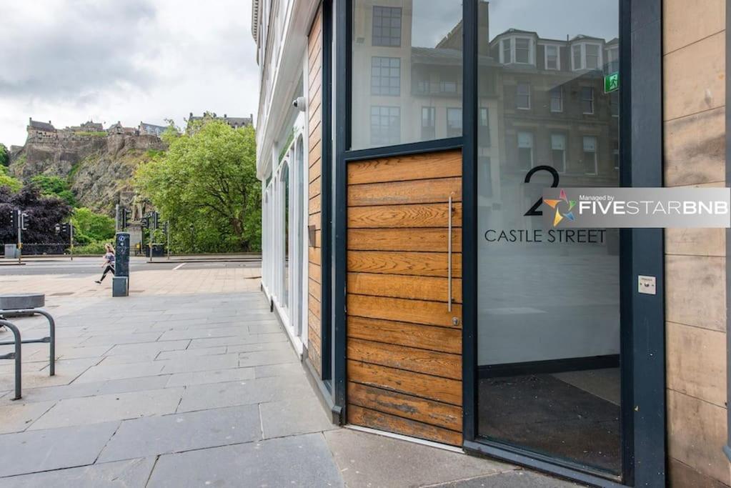 Cool Urban Apartment With Stunning Castle Views Edimburgo Exterior foto