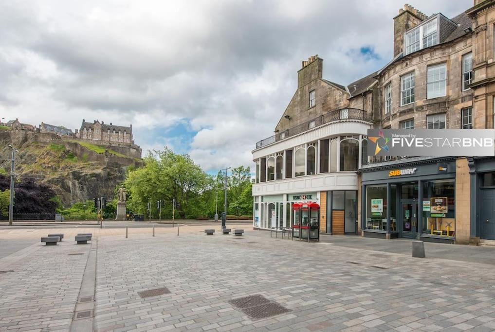 Cool Urban Apartment With Stunning Castle Views Edimburgo Exterior foto